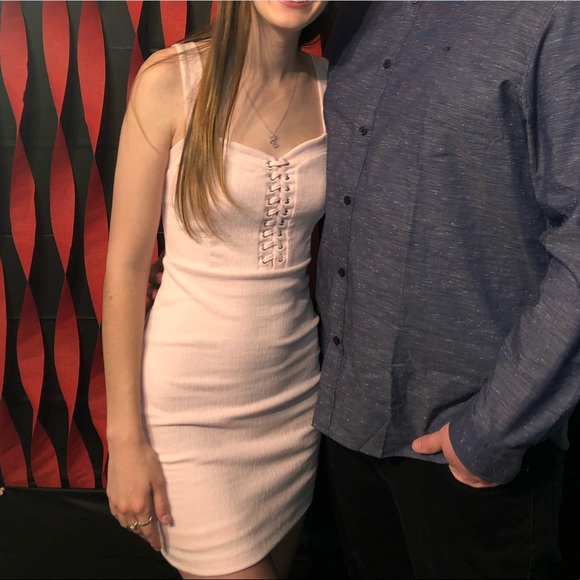 Forever 21 light pink dress - Picture 5 of 5